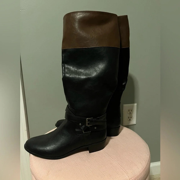 Never Worn Knee High Boots - Picture 2 of 6